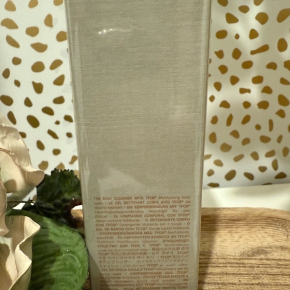 Augustinus Bader Luxe 'The Body Cleanser' $58 RV Full Size - Picture 3 of 6